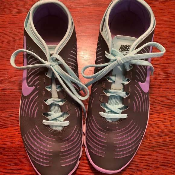 Nike Sneakers sz7.5 (Training / Free Balanza) - Picture 5 of 7